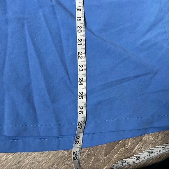 Figs Double Pocket 2 shirt bundle- large - Picture 5 of 6